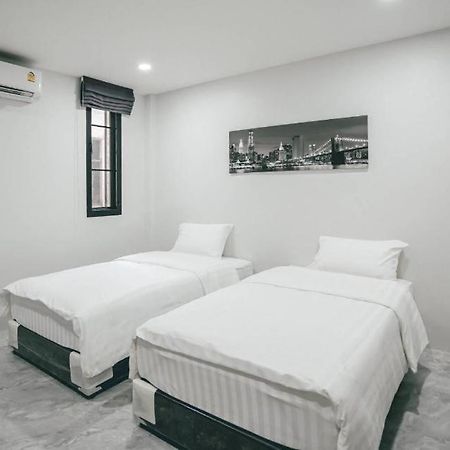 Sky'S House Hotel Chiang Mai Bagian luar foto